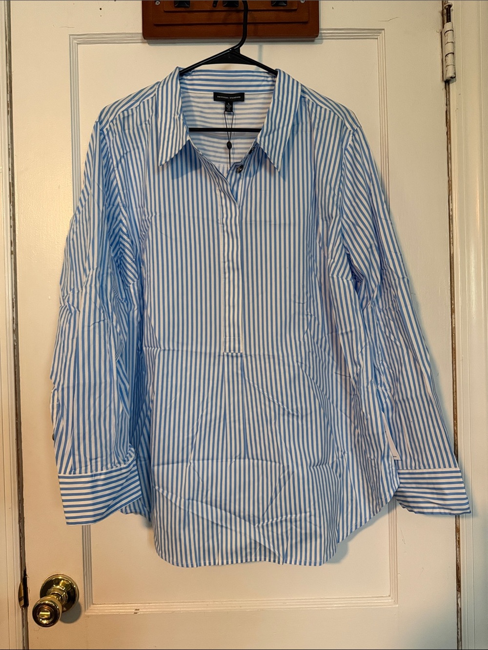 Universal Standard Blue and White Stripe Women’s Button-Front Shirt size 22/24